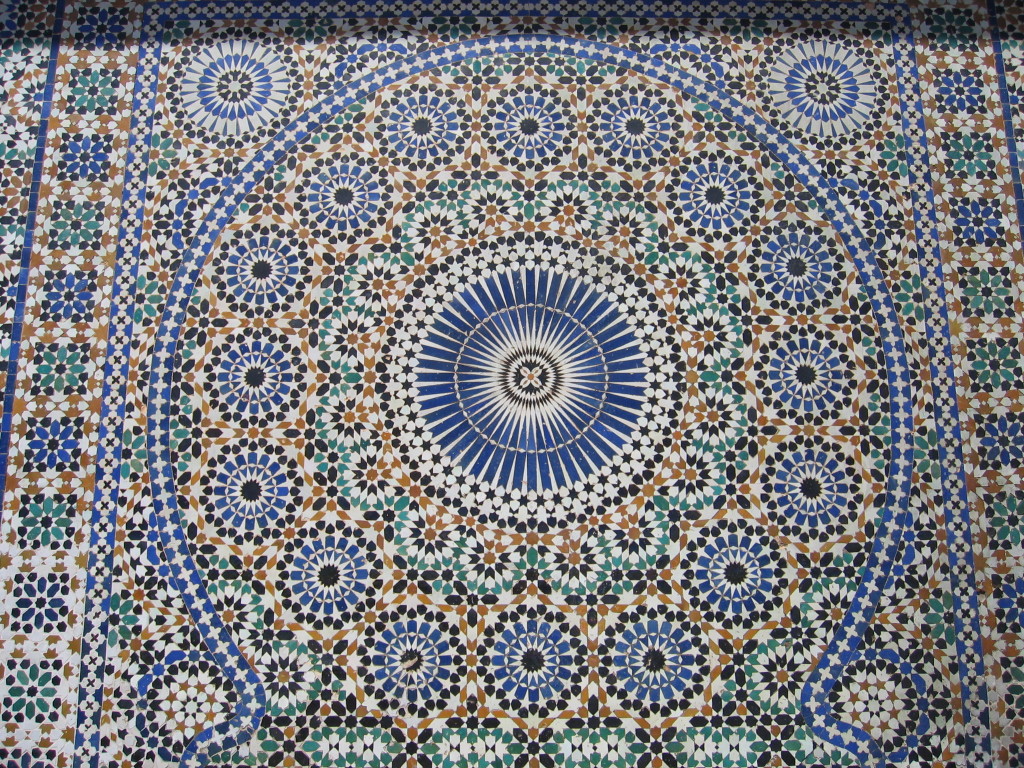 Fresque de mosaïques de la place El-Hedine.